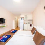 Prestige - Full Board Apartmán