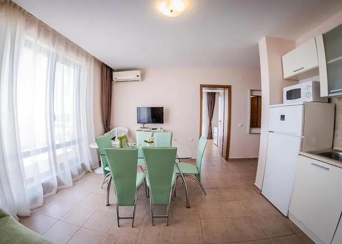 Prestige Fort Beach Apartment Sveti Vlas